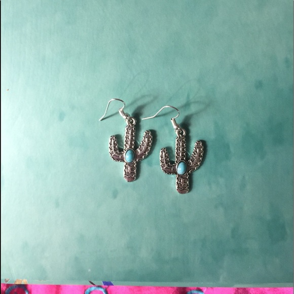 Cowgirls@HEART Jewelry - Last 1• CACTUS TURQUOISE & SILVER EARRINGS•
